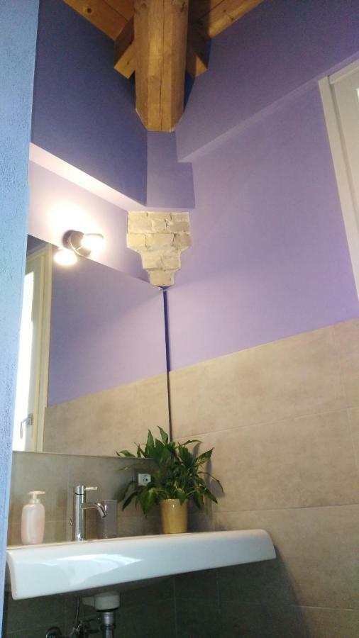 L'Albero Della Gioia Acomodação com café da manhã Villanova sull'Arda Exterior foto